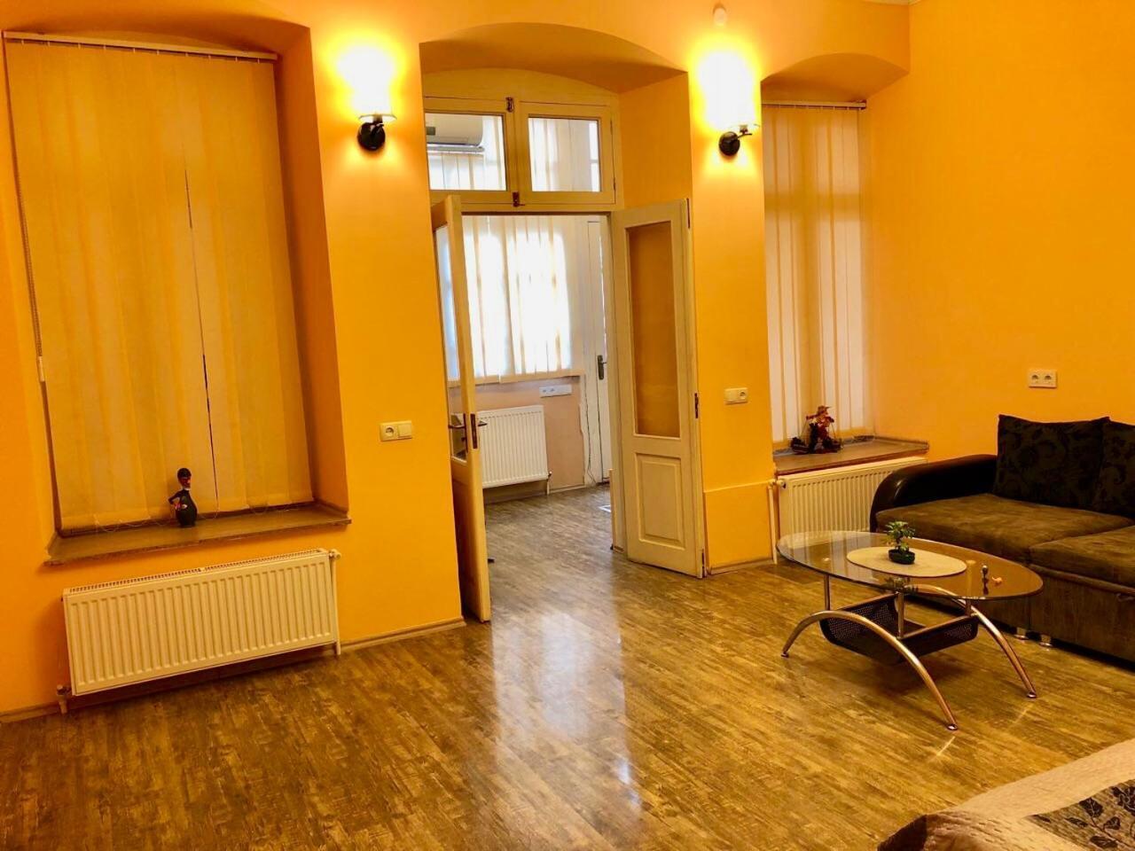 Sayat Nova Apartments Тбилиси Екстериор снимка