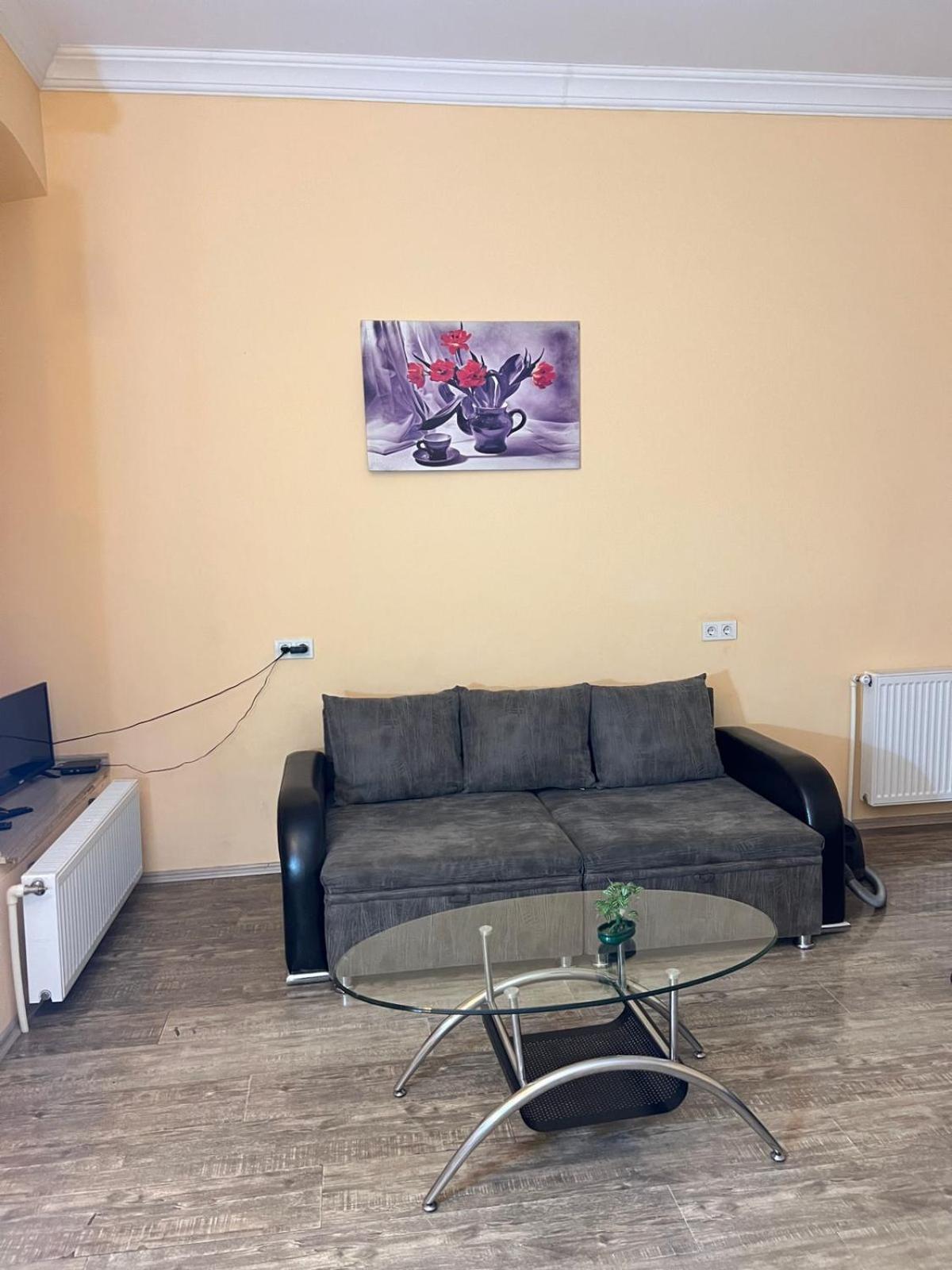 Sayat Nova Apartments Тбилиси Екстериор снимка