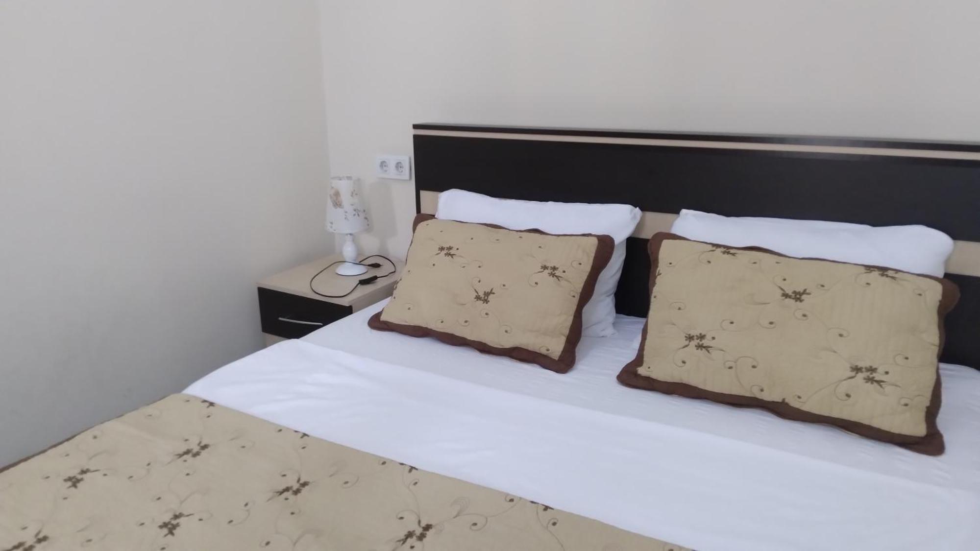 Sayat Nova Apartments Тбилиси Екстериор снимка