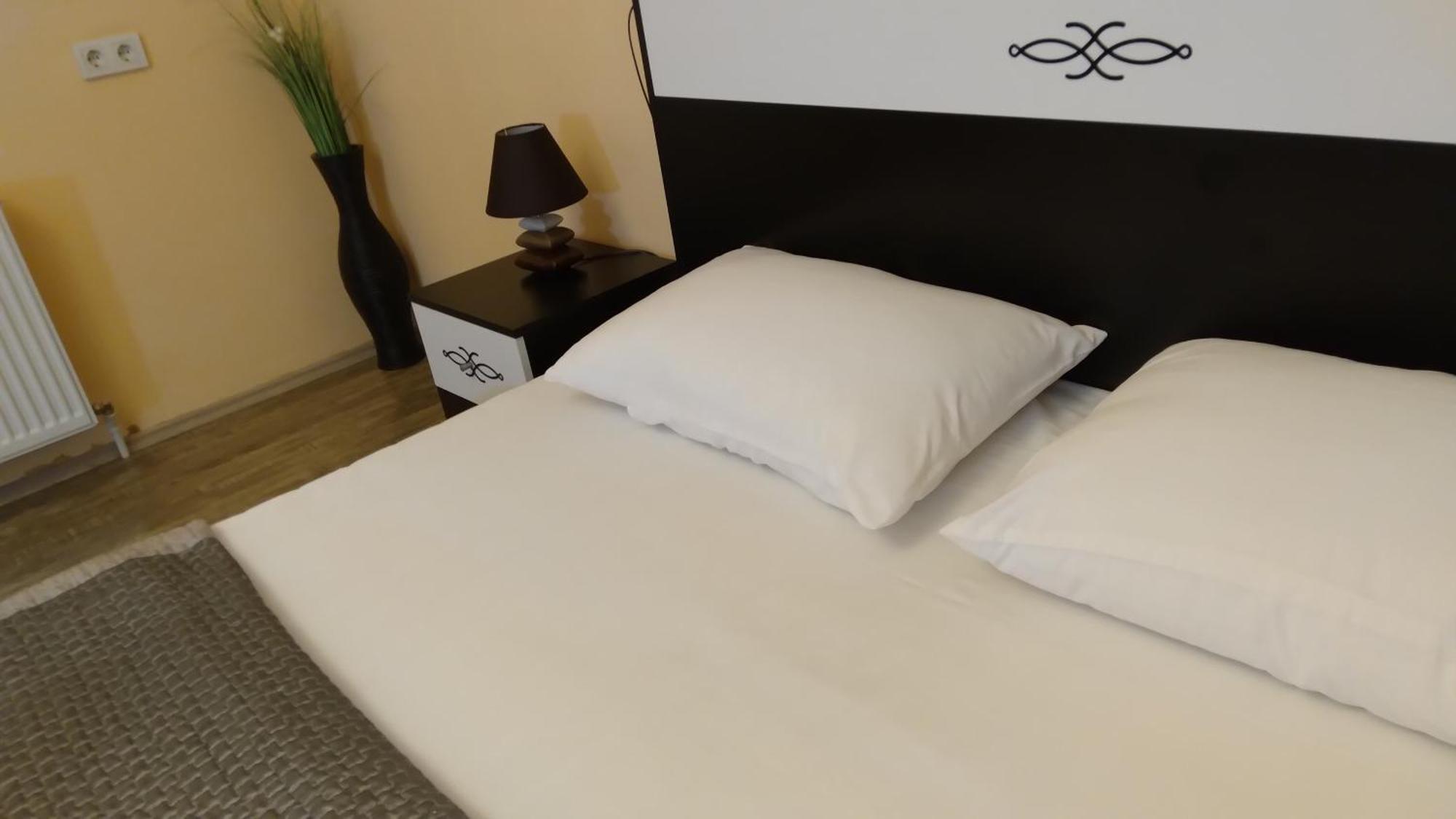 Sayat Nova Apartments Тбилиси Екстериор снимка