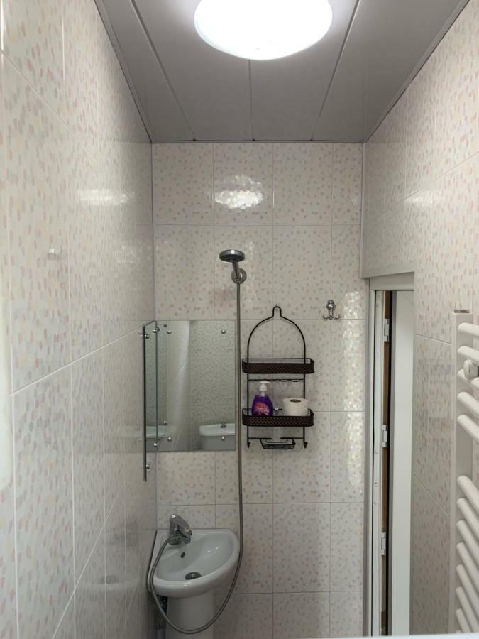 Sayat Nova Apartments Тбилиси Екстериор снимка